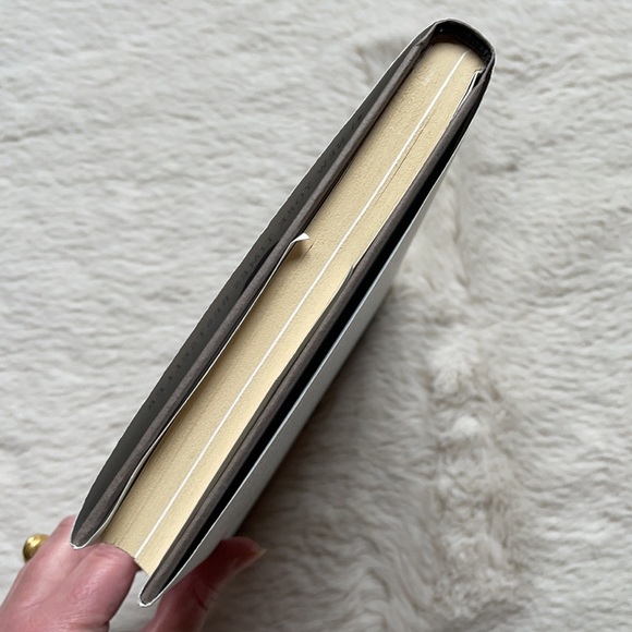 The Magnolia Story by Chip And Joanna Gaines Book - Picture 11 of 14